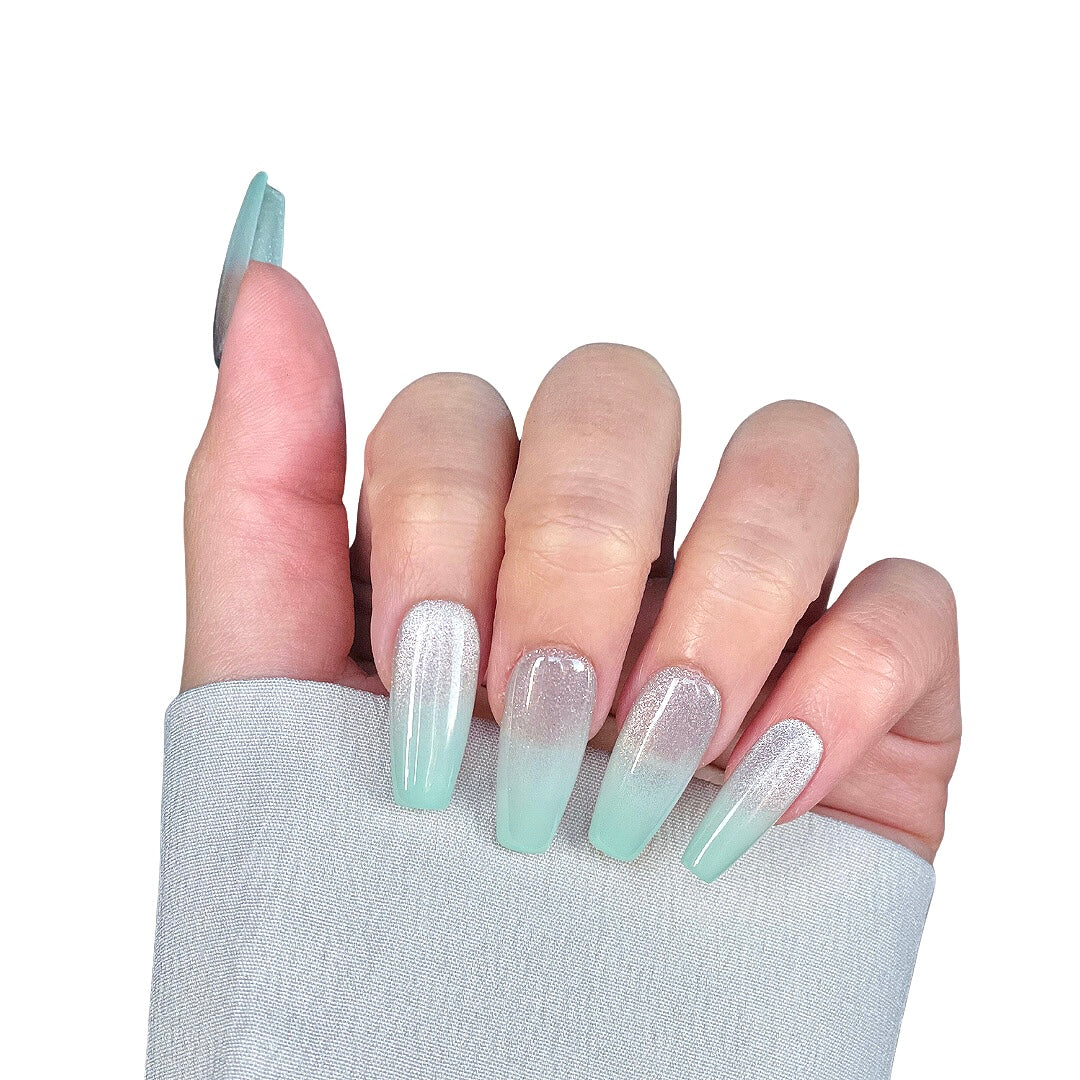 Mint green cat-eye press on nails