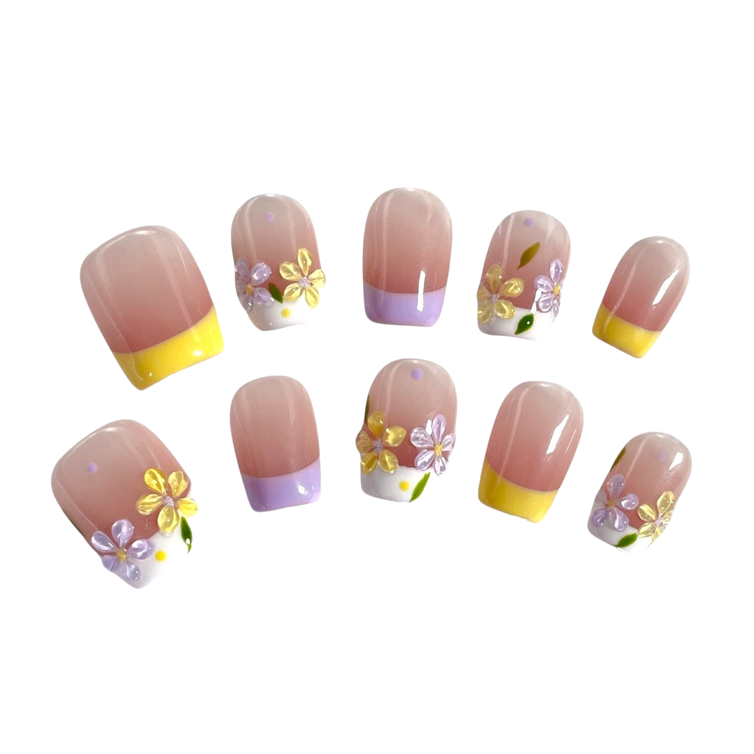 French tips in yellow and lilac press on nails